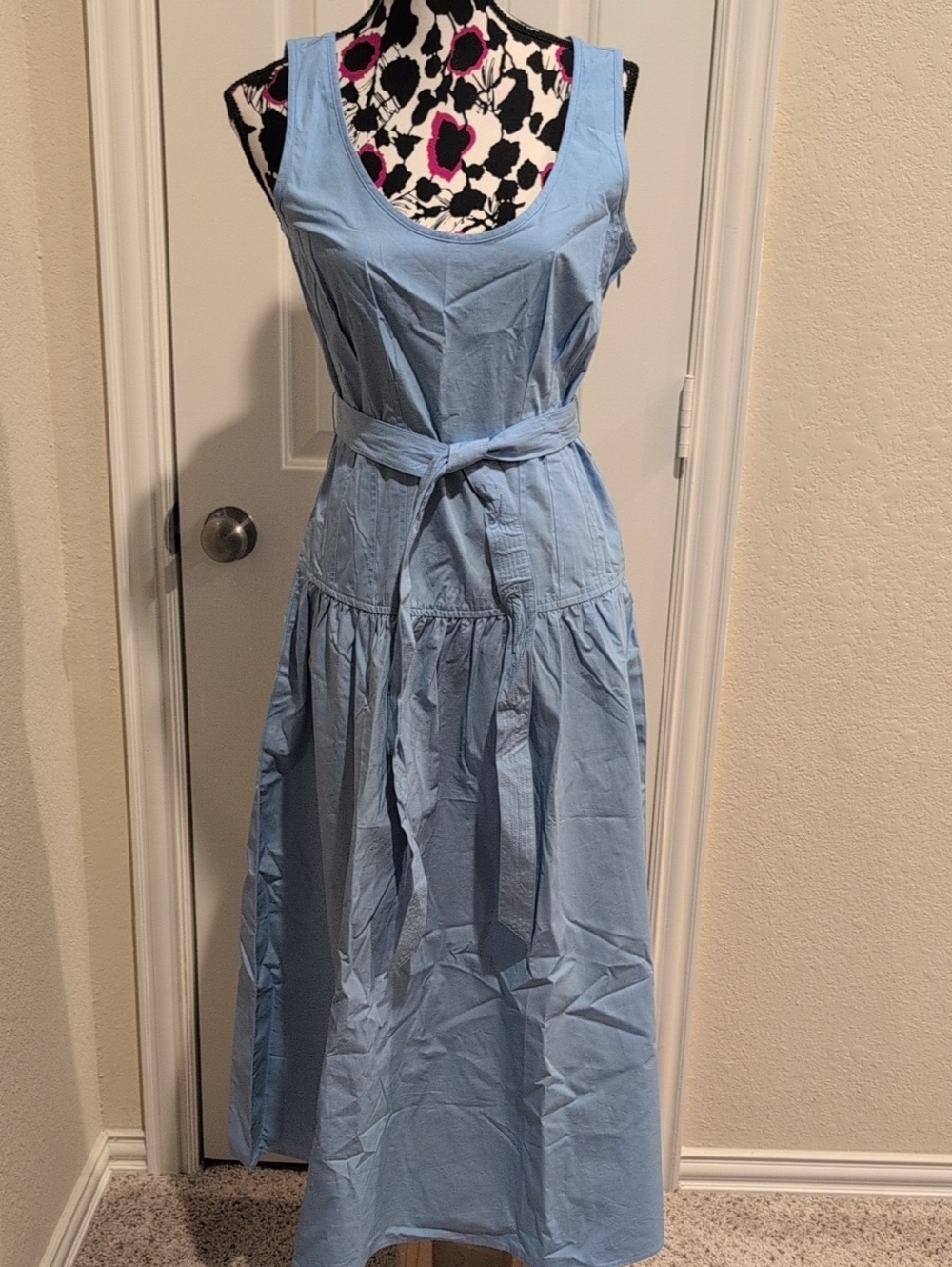 Banana Republic Light Blue Sleeveless Maxi Dress with Waist Tie Size 4 NWT